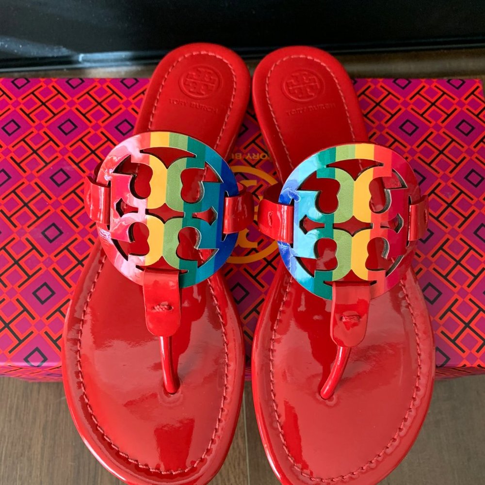 NIB TORY BURCH Miller Rainbow Logo Flat Sandal - Picture 2 of 8